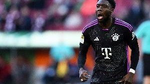 记者：拜仁预计阿方索-戴维斯缺阵七个月左右，将于十月恢复训练