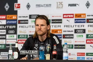 门兴主帅：凯恩缺阵不影响拜仁实力，门兴绝不会保守死守