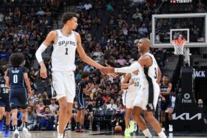 大发官网|大发体育|大发娱乐场|dafabet中国|大发体育官方网站|www.dfa678.com-全新组合摸索别样搭档方式，保罗多角度助推文班